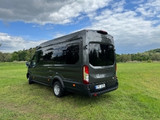 Ford Transit - kapacita 17 míst + řidič